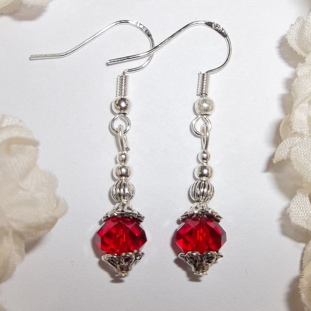 Beaded Red Dangle Earrings Handmade NWT Set 5183 - Picture 1 of 8